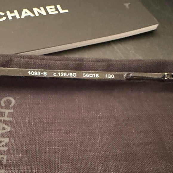 Authentic Black Chanel rimless sunglasses - Picture 5 of 7